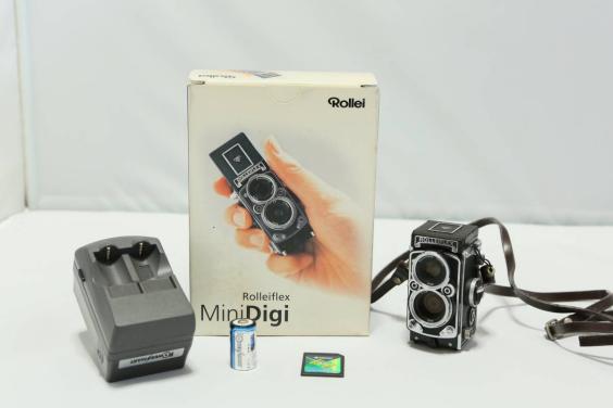 ROLLEIFLEX MiniDigi 二眼風デジタルカメラ おまけ付き！！ デジタル