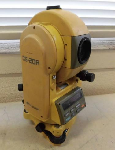 TOPCON/トプコン　CS-20A　測量機　トータルステーション　(棚32上)　H-2677