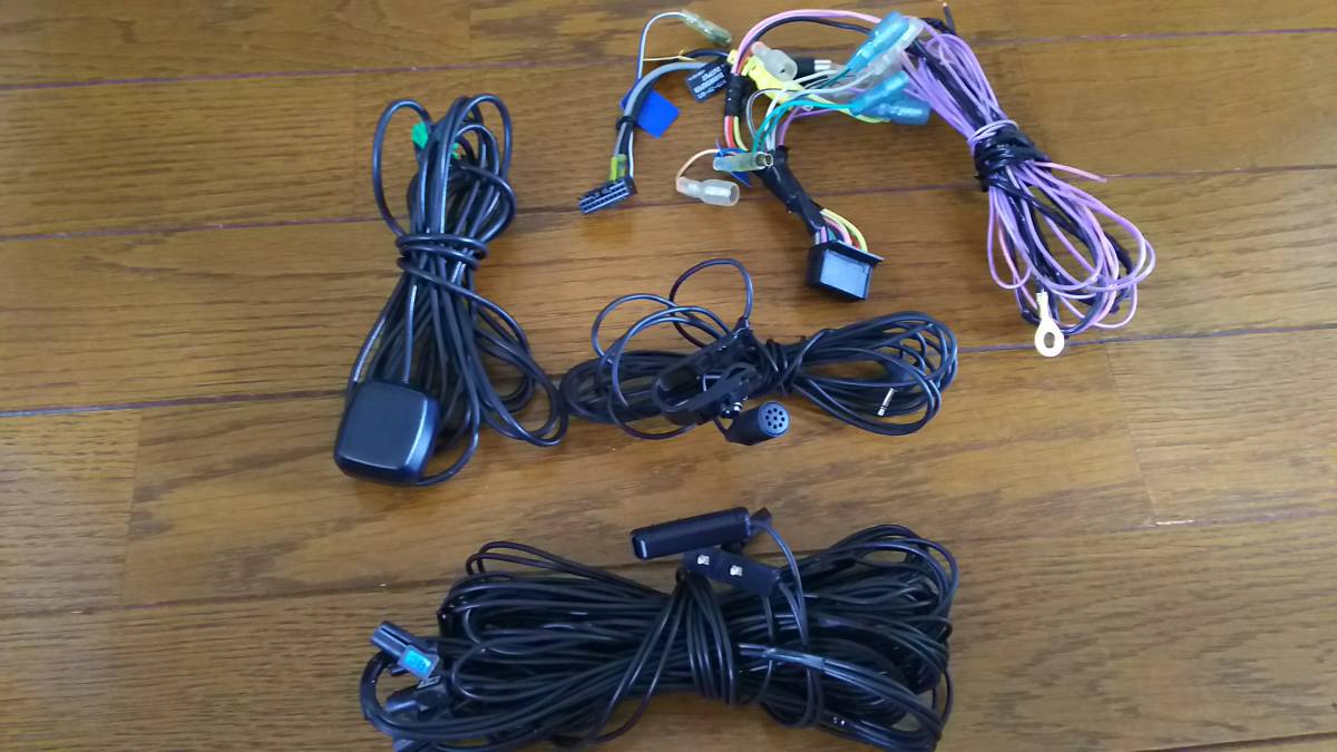 カロッツェリア　AVIC-ZH77 　フルセグ４×４_3