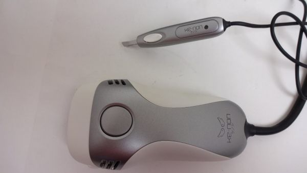 極美品☆ KE-NON ケノン フラッシュ式脱毛器 NPL-2080 エステティック