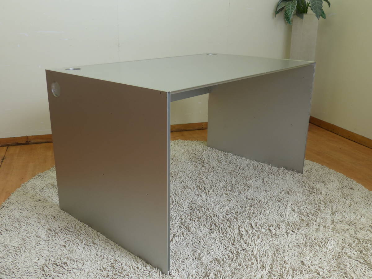 FRAME AIR Cassina カッシーナ IXC(イクスシー）AIR 0 ローテーブル 