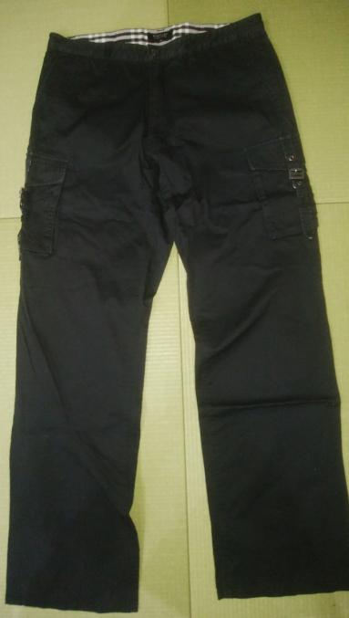 【定番人気，得価】 バーバリー ブラックレーベル カーゴパンツ(ボトムス)｜売買されたオークション情報、yahooの商品情報をアーカイブ公開 - オークファン 男性用