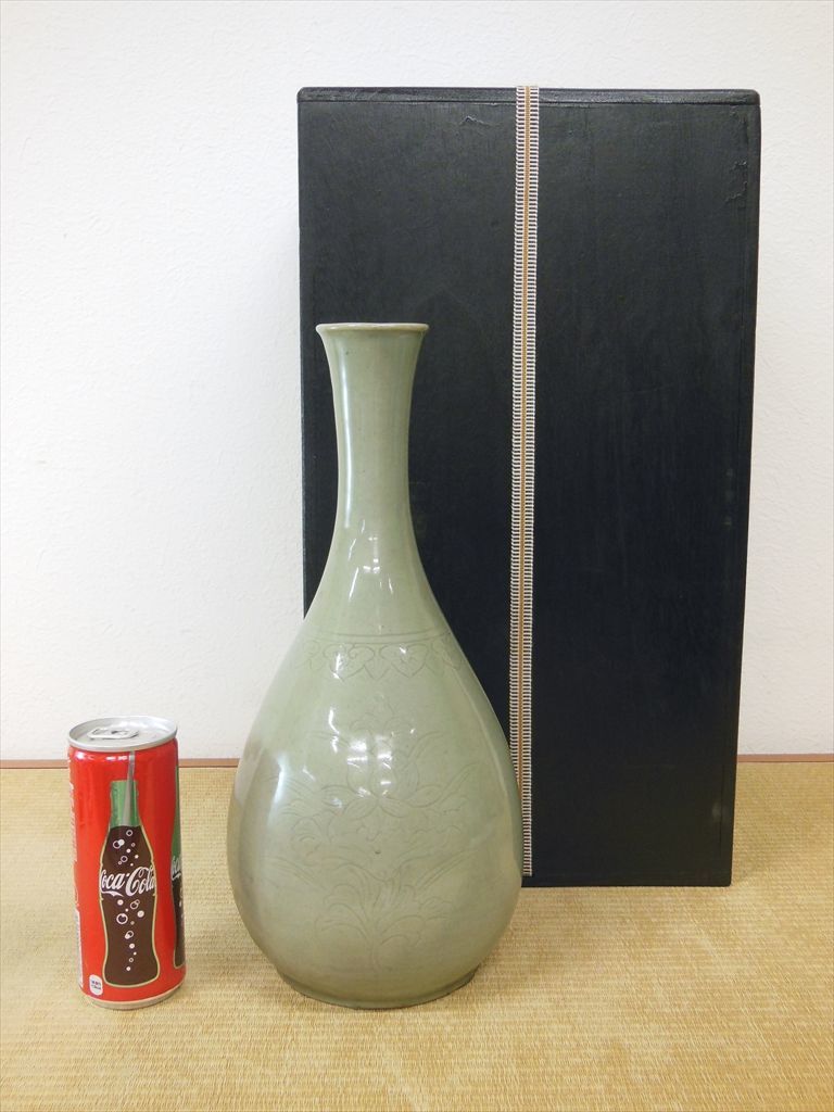 高麗時代蓮花模様青磁花瓶 高麗青磁 陰刻 蓮花文 瓶 高麗期 高麗時代