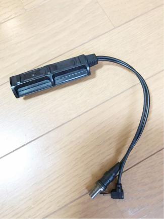新品，HOT Night Evolution 製 Surefire タイプ フラッシュライト デュアルスイッチ dual switch devgru element peq seals ne(パーツ)｜売買されたオークション情報、yahooの商品情報をアーカイブ公開 - オークファン パーツ