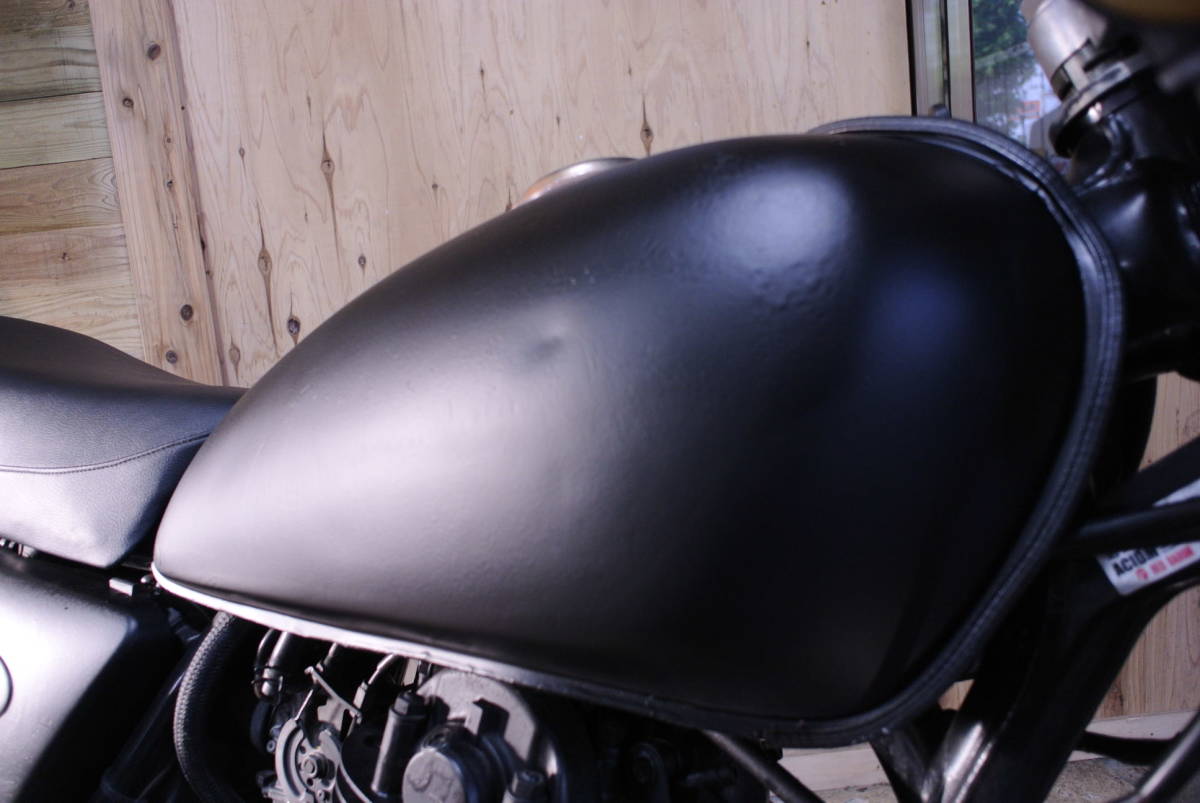 ヤマハ SR400 カフェレーサー ボンネビルタンク SR400 – SR400