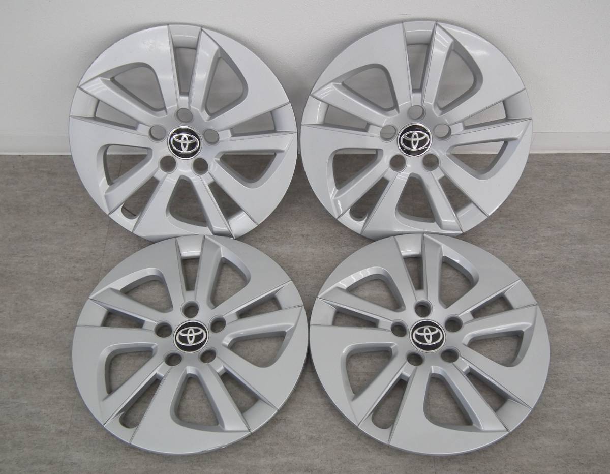 ◇50 プリウス◇純正ホイールキャップ◇4枚セット◇№696 ZVW50 トヨタ
