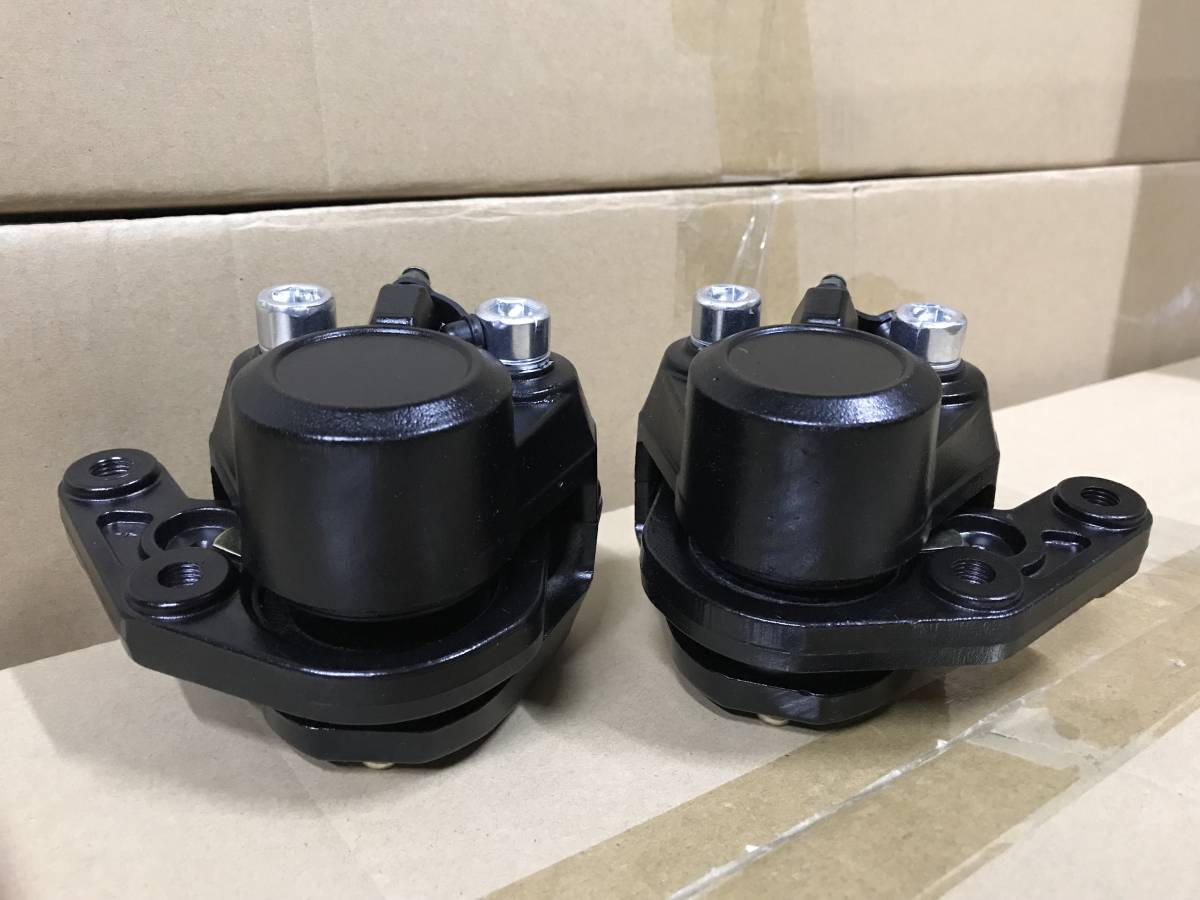 Z1 純正type ダブルディスク キャリパー 左右 /フロントブレーキ Z1 純正type ダブルディスク キャリパー 左右 /フロントブレーキ