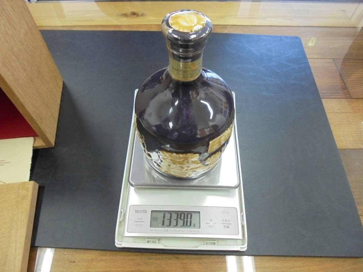 未開栓 木箱付 SUNTORY THE WHISKY サントリーザ・ウイスキー 有田焼