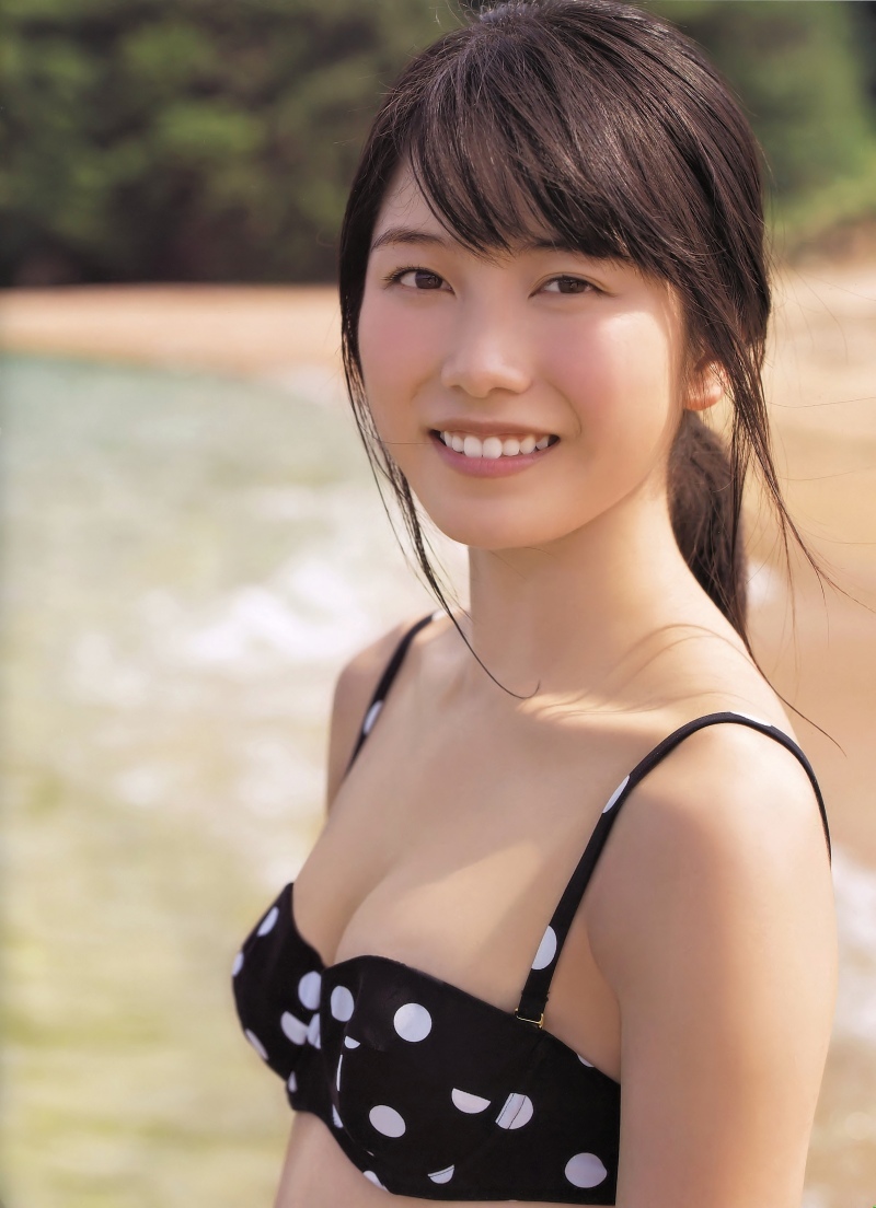 横山由依 ファースト写真集 ゆいはん ポスター付 AKB48 帯付き/ の入札