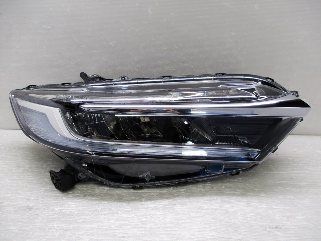 【欠損無し】シャトル ハイブリッド GP 7 8 純正 右 ヘッドライト LED STANLEY W2386 ホンダ (n018571)