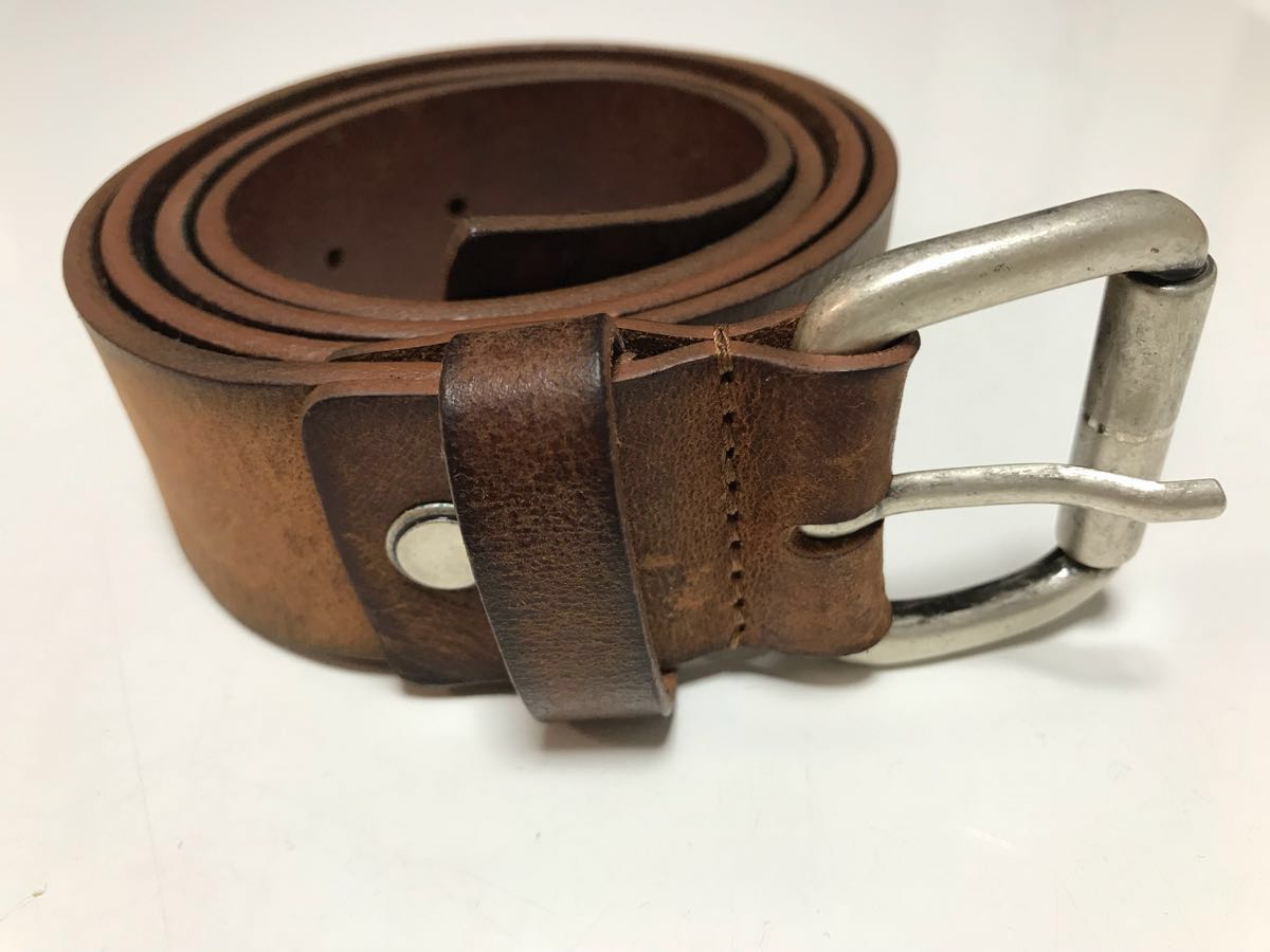 DIESEL メンズ モヒカンプリント レザーベルト 95 メンズ ディーゼル ベルト DIESEL（ディーゼル）の「メンズ モヒカンモチーフ バックル