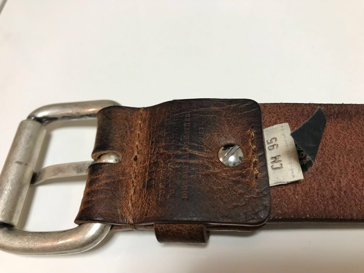 DIESEL メンズ モヒカンプリント レザーベルト 95 メンズ ディーゼル ベルト DIESEL（ディーゼル）の「メンズ モヒカンモチーフ バックル