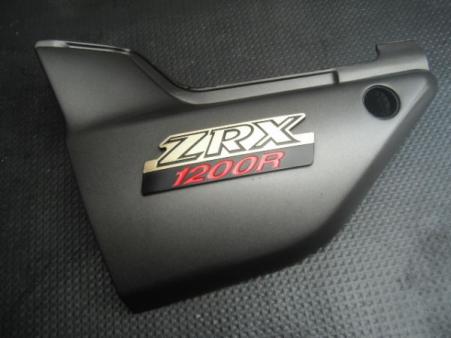 純正 中古 サイドカバーエンブレム - ZRX1200R メルカリ 左右セット