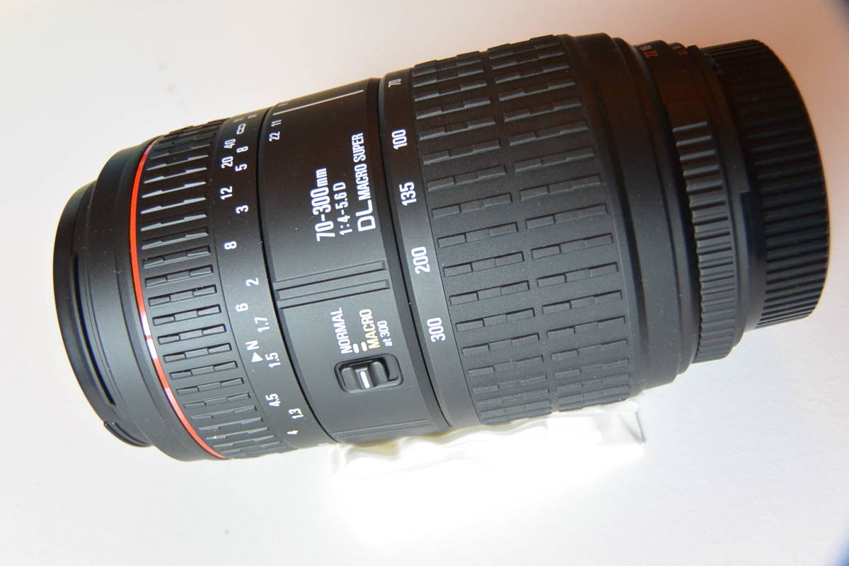 極上品】 Nikon ニコン AF Nikkor 50mm F 1.8 D【フルサイズ対応 単