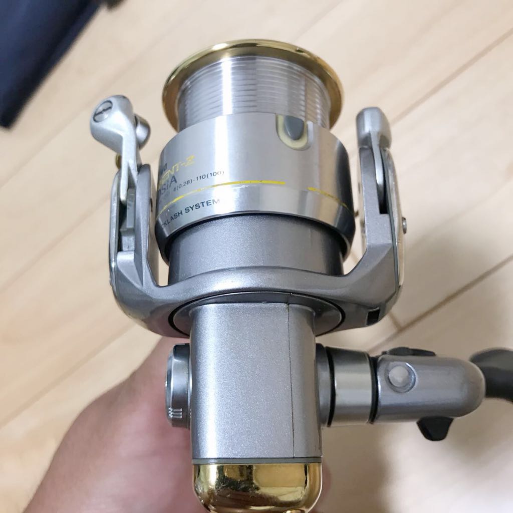 お得，大得価 美品！即決あり！ダイワ トーナメントz 2500sia 中古品 日本製 made in japan 当時最高級リール
