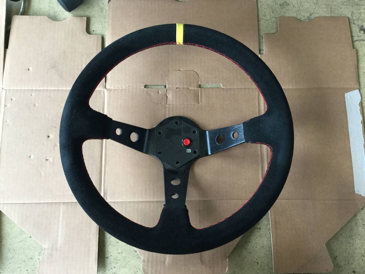 中古 社外ステアリング ブラック スウェード 直径約36cmm ホーンボタン付