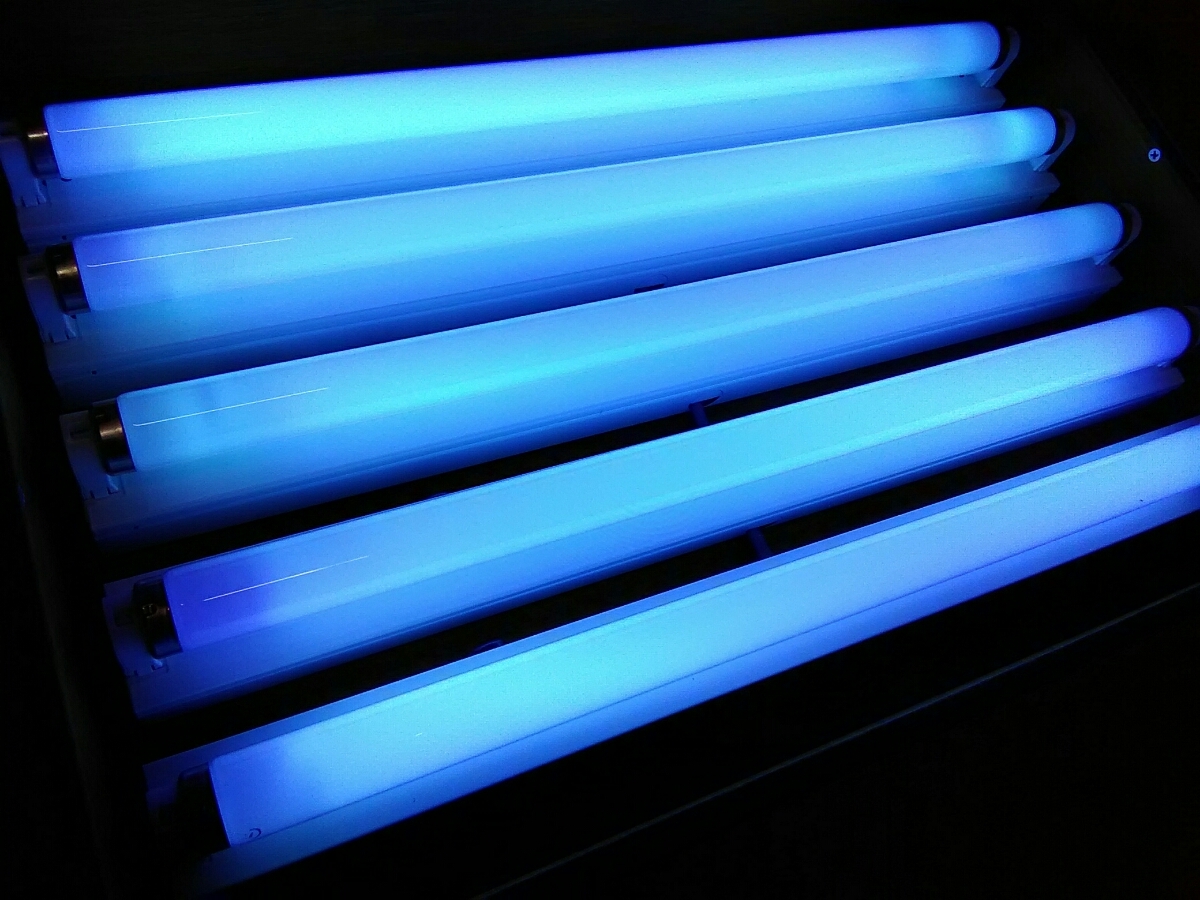 露光機 製版機 20W×8灯 50/60Hz 両地域対応 電子点灯仕様 即点灯①