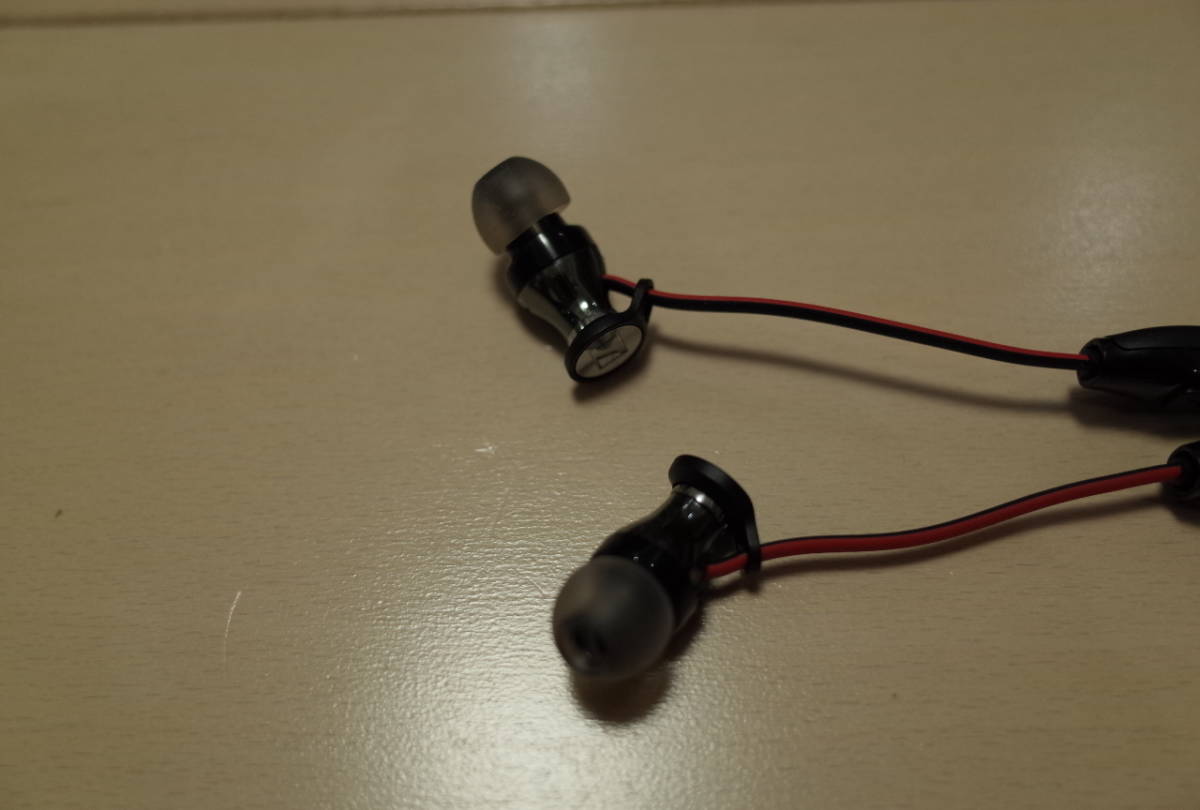 Sennheiser ゼンハイザー Momentum Free　Bluetoothイヤホン，新品同様！ MOMENTUM Wireless 0 ゼンハイザーヒアリング公式ストア \u2013 MOMENTUM｜トレファクONLINE