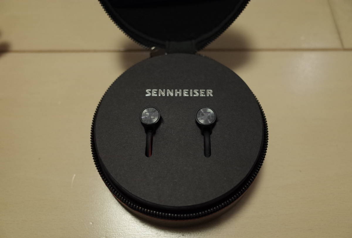 Sennheiser ゼンハイザー Momentum Free　Bluetoothイヤホン，新品同様！ MOMENTUM Wireless 0 ゼンハイザーヒアリング公式ストア \u2013 MOMENTUM｜トレファクONLINE