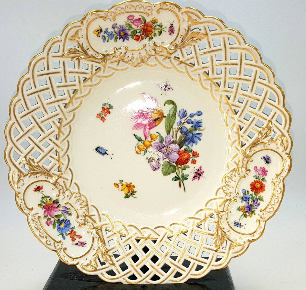 ☆値下げ マイセン meissen 金彩 小花と昆虫 透かし皿 金淵 大皿 飾り