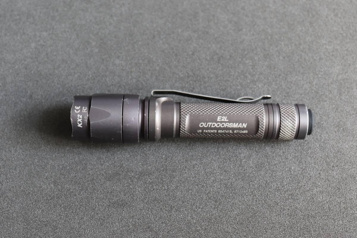 アウトドア SUREFIRE Z57 HA(茶系) ほぼ未使用