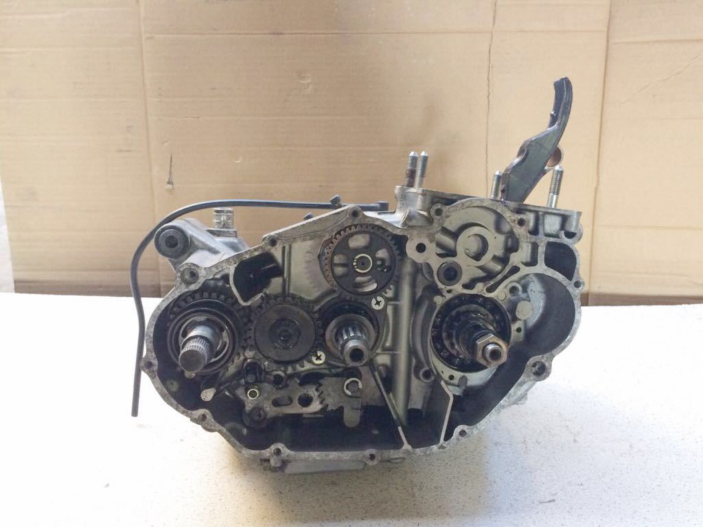 SR400 腰下 エンジン 部品取 SR400 腰下エンジン 部品取り SR400