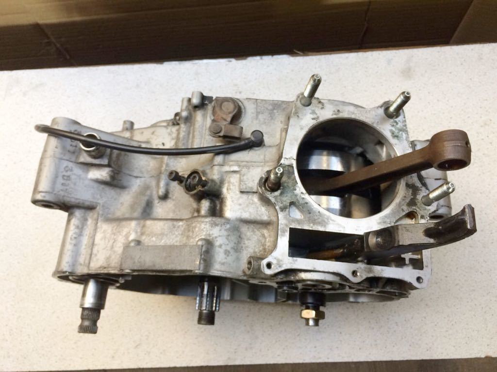 SR400 腰下 エンジン 部品取 SR400 腰下エンジン 部品取り SR400
