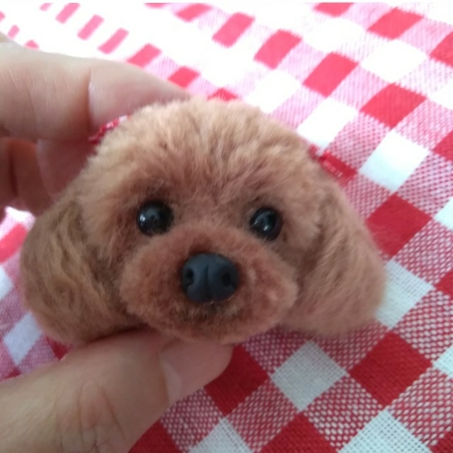 動物ぽんぽん 犬 トイプードル ミニ ブローチ ハンドメイド 毛糸 ポンポン 赤チェックリボンa イヌ一般 売買されたオークション情報 Yahooの商品情報をアーカイブ公開 オークファン Aucfan Com