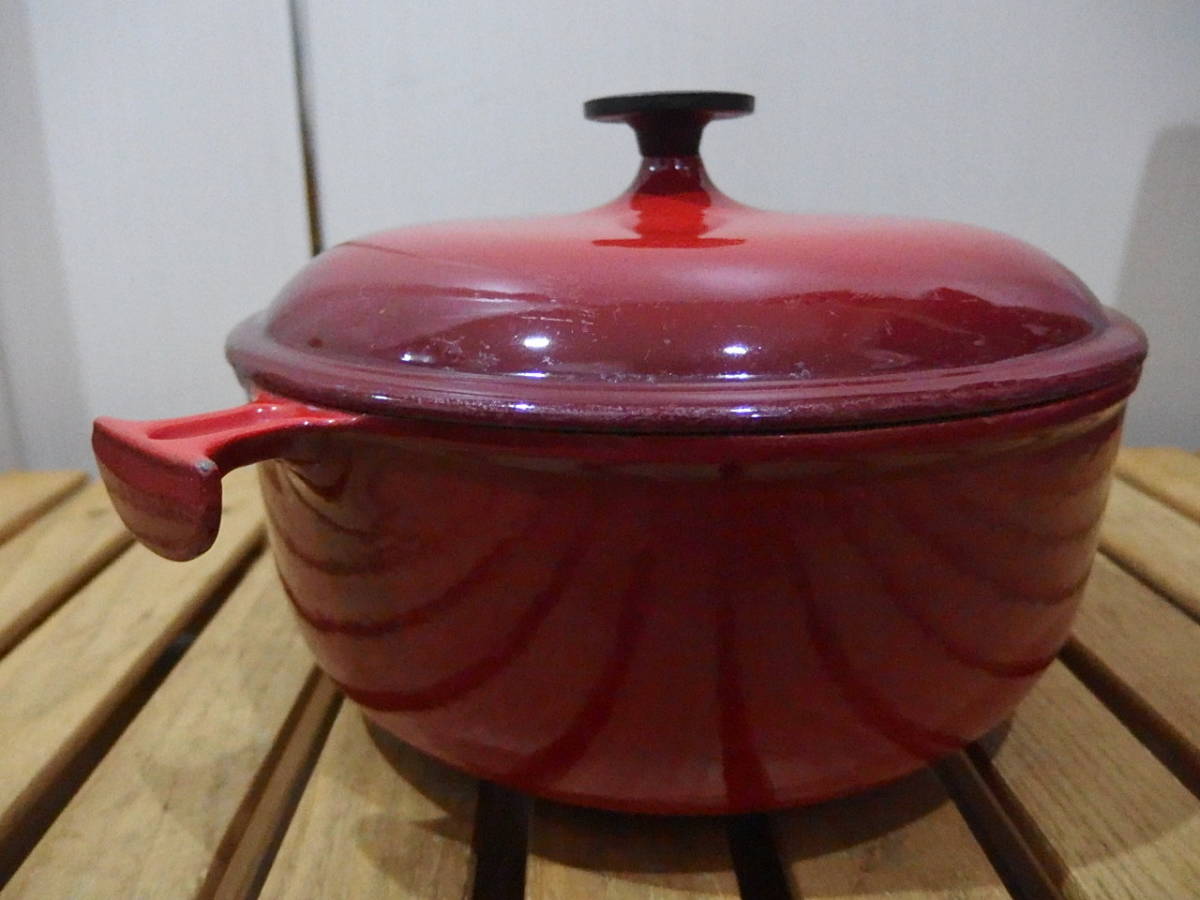 LE CREUSET ル・クルーゼ ビンテージ ホーロー鍋 23！ 【公式通販】