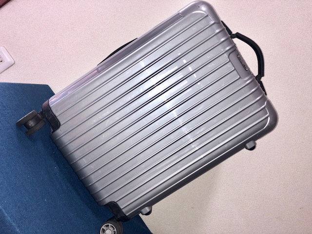 送料安 RIMOWA SALSA リモワ サルサ 876.52 4輪 シルバー（機内持込