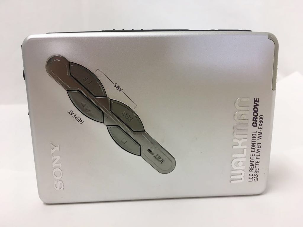 d*2様 動作未確認SONY WALKMAN WM-EX600 カセットプレーヤ d*2様 動作