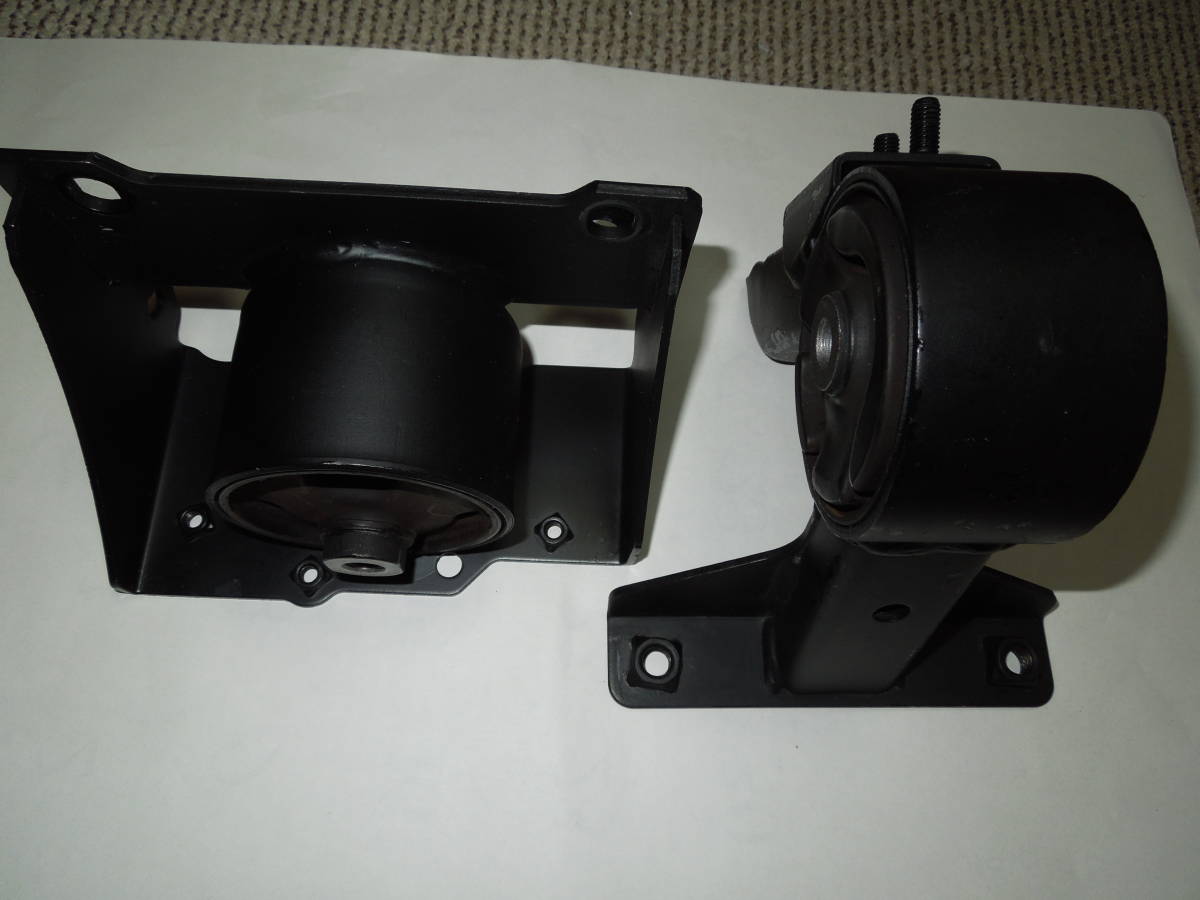 TM- SQUARE ZC32S 強化エンジンマウント2点 中古品_2