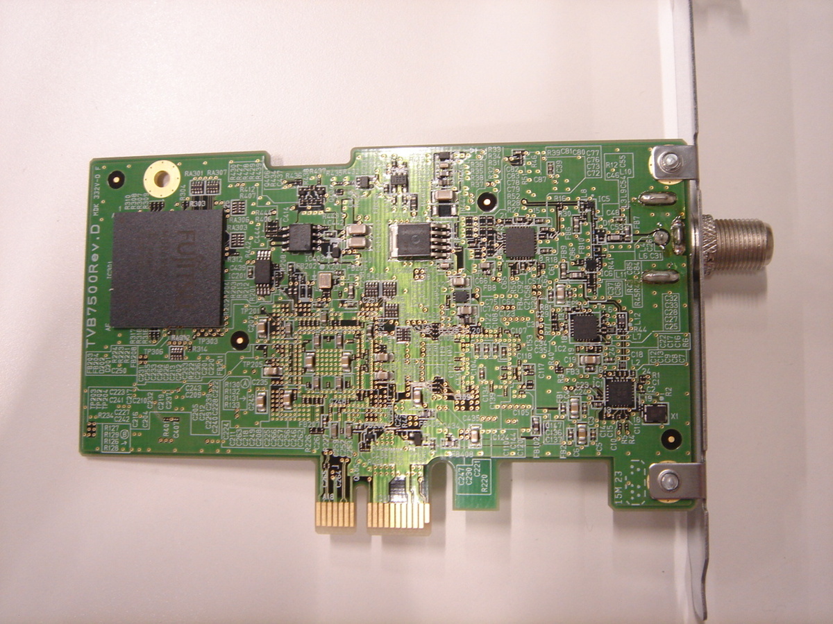 ピクセラ PIX-DT460 - テレビチューナー | メルカリ PCIe接続 ピクセラ 