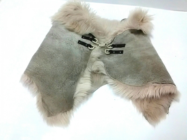 新品　カールドノヒュー　アイボリー ファーストール カールドノヒュー Karl Donoghue マフラー 牛革 アイボリー ファー 美