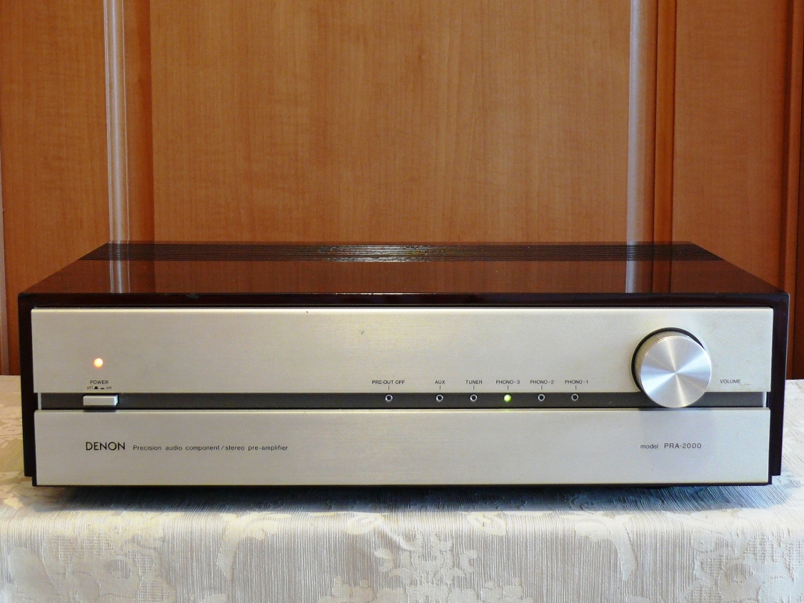 DENON デノン PRA-2000 プリアンプ ステレオプリアンプ 通電OK DENON