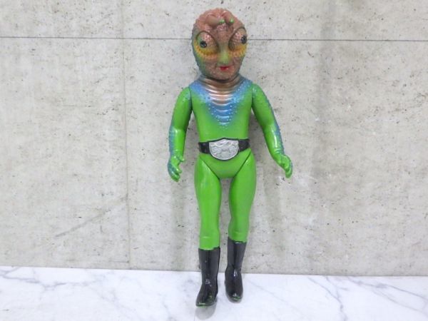 旧バンダイ 仮面ライダー カメレオン男 ソフビ 当時物