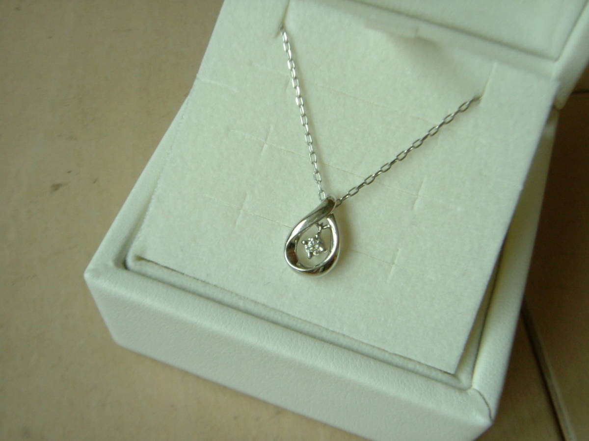 ４℃ pt850 ドロップ しずく ネックレス ダイヤ プラチナ 新品同様☆4℃ ネックレス ダイヤモンド Pt850 しずく ドロップ