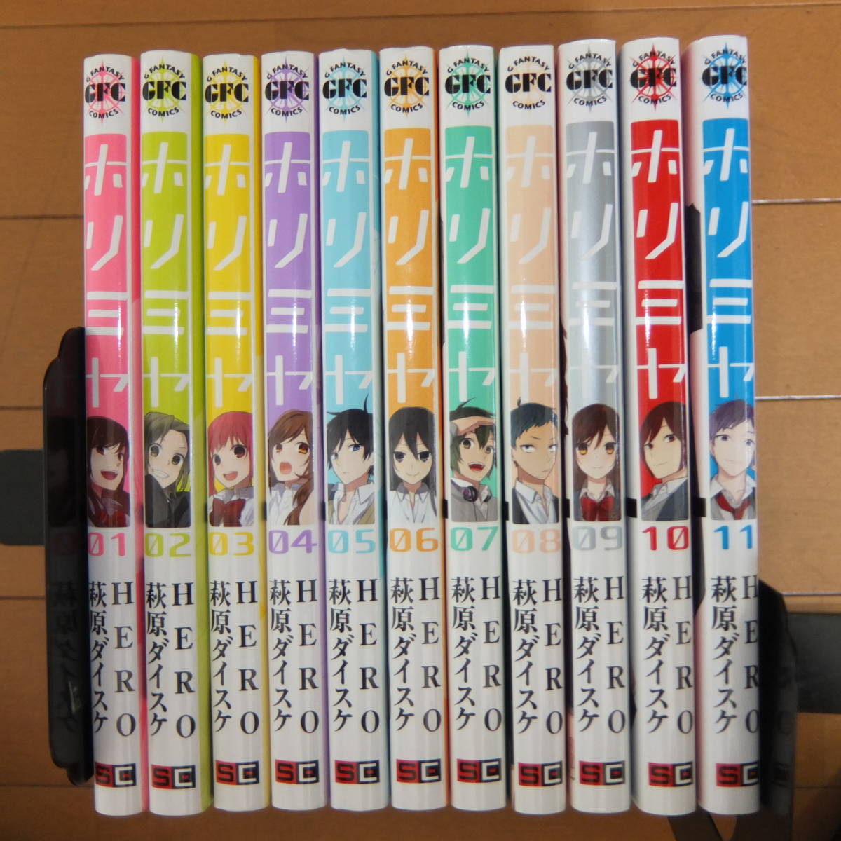漫画 ホリミヤ 1 11巻 萩原ダイスケ Hiro 全巻セット 売買されたオークション情報 Yahooの商品情報をアーカイブ公開 オークファン Aucfan Com