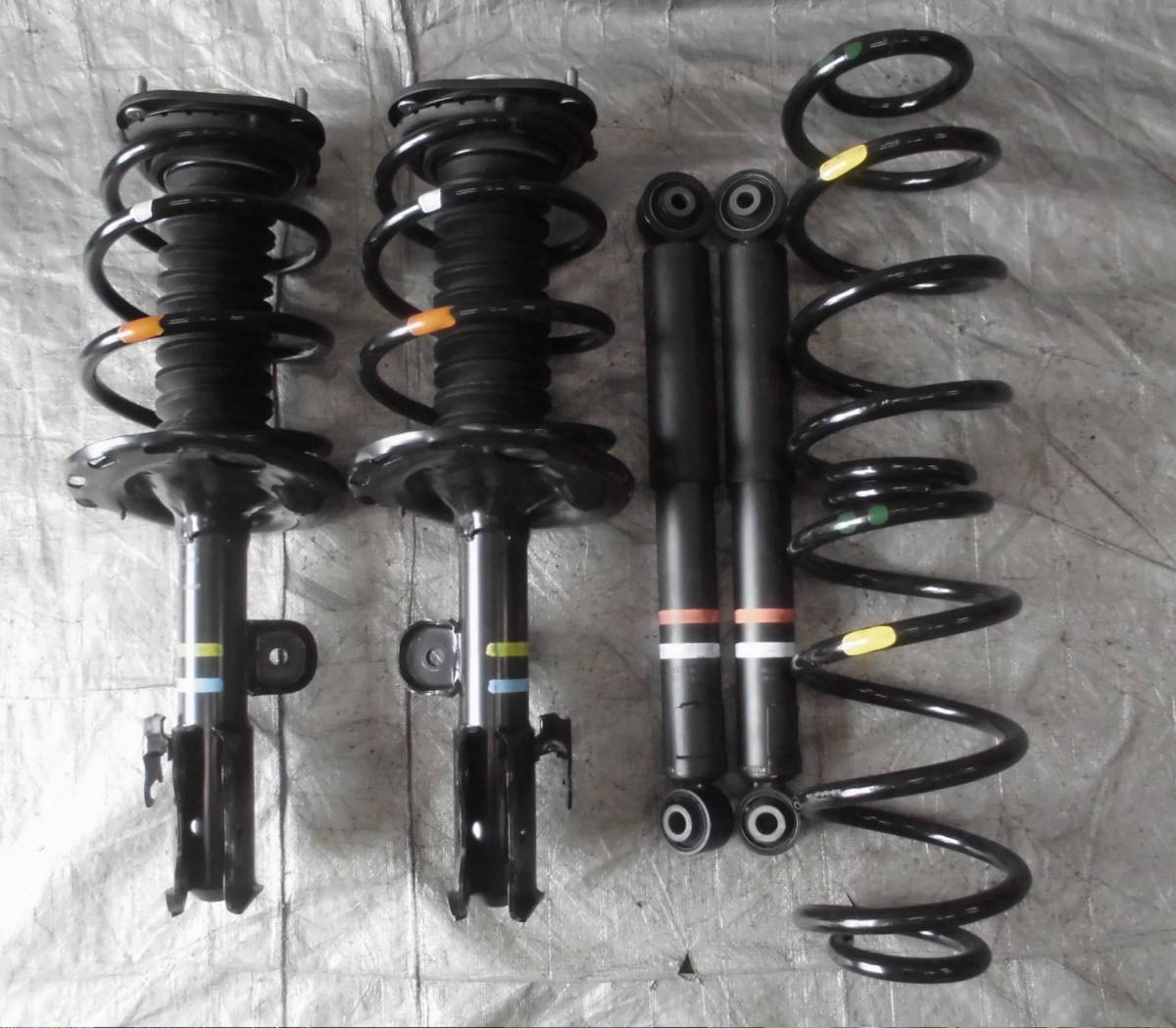 ○○1809-305L AGH30W ヴェルファイア ZGエディション 純正 サス