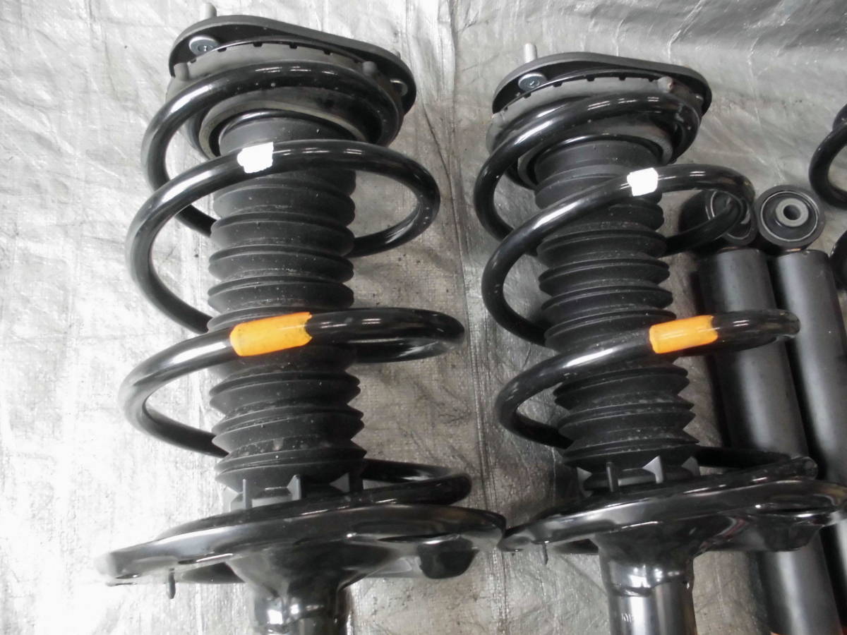 ○○1809-305L AGH30W ヴェルファイア ZGエディション 純正 サス
