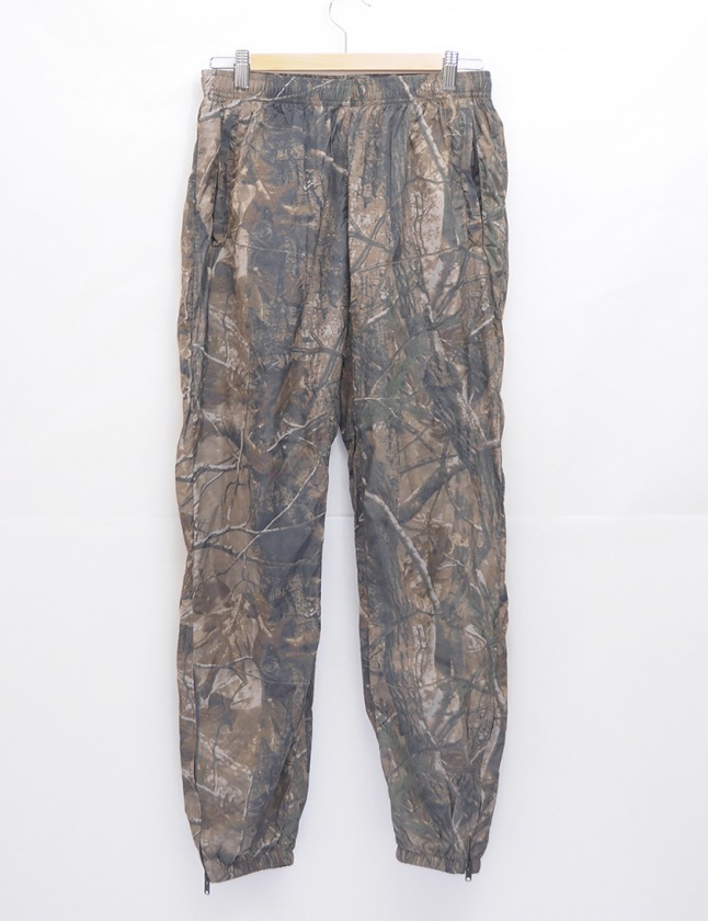  イージーシーズン5 YEEZY SEASON 5 イージーパンツ カーキ ダークグリーン M ボトムス プリント KW5M5107 ナイロン(Mサイズ)｜売買されたオークション情報、yahooの商品情報をアーカイブ公開 - オー Mサイズ