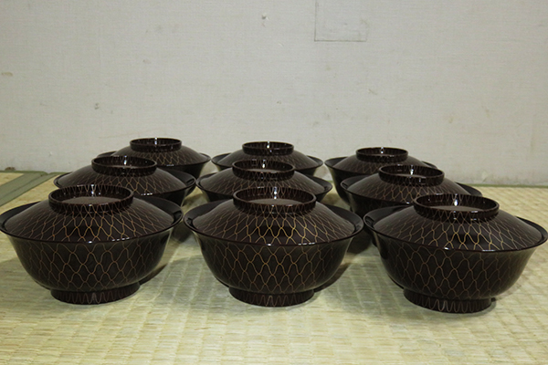 ◆ 茶道具　懐石道具　茶懐石　【木製漆塗　網目金蒔絵　煮物椀　】９客　桐箱　和食器　漆器　雑煮椀　吸物椀