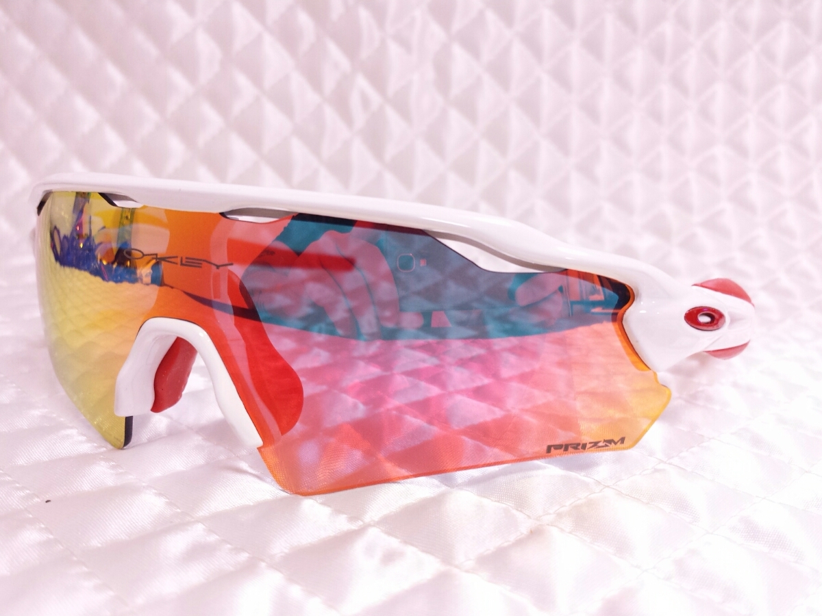 OAKLEY ホワイト オークリー サングラス スポーツサングラス レッド 