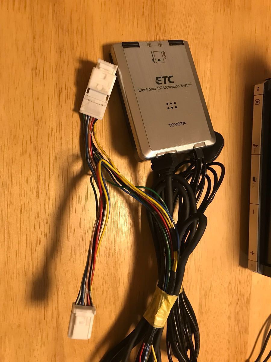 トヨタ純正 8インチ HDDナビ NHZN－X62G ナビ連動ETC VTR線