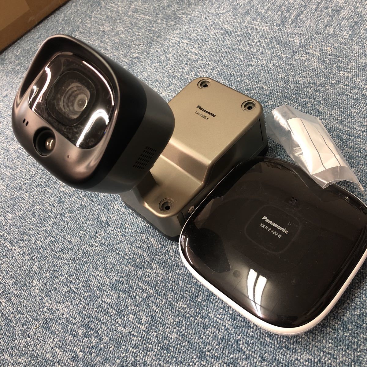 屋外バッテリー防犯カメラ KX-HC300S-HとホームユニットHJB1000 f714