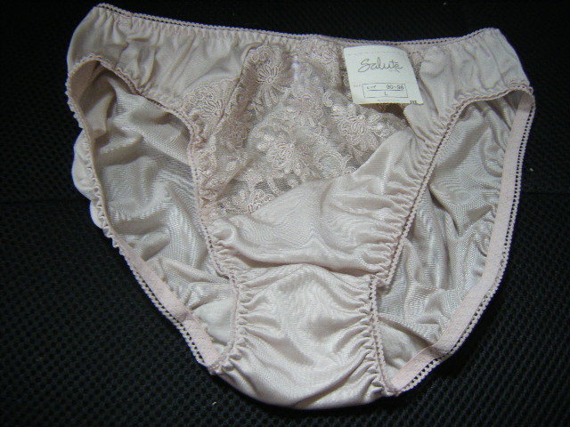 グラントイーワンズ LALAドレナージュスパッツサイズ70 美品