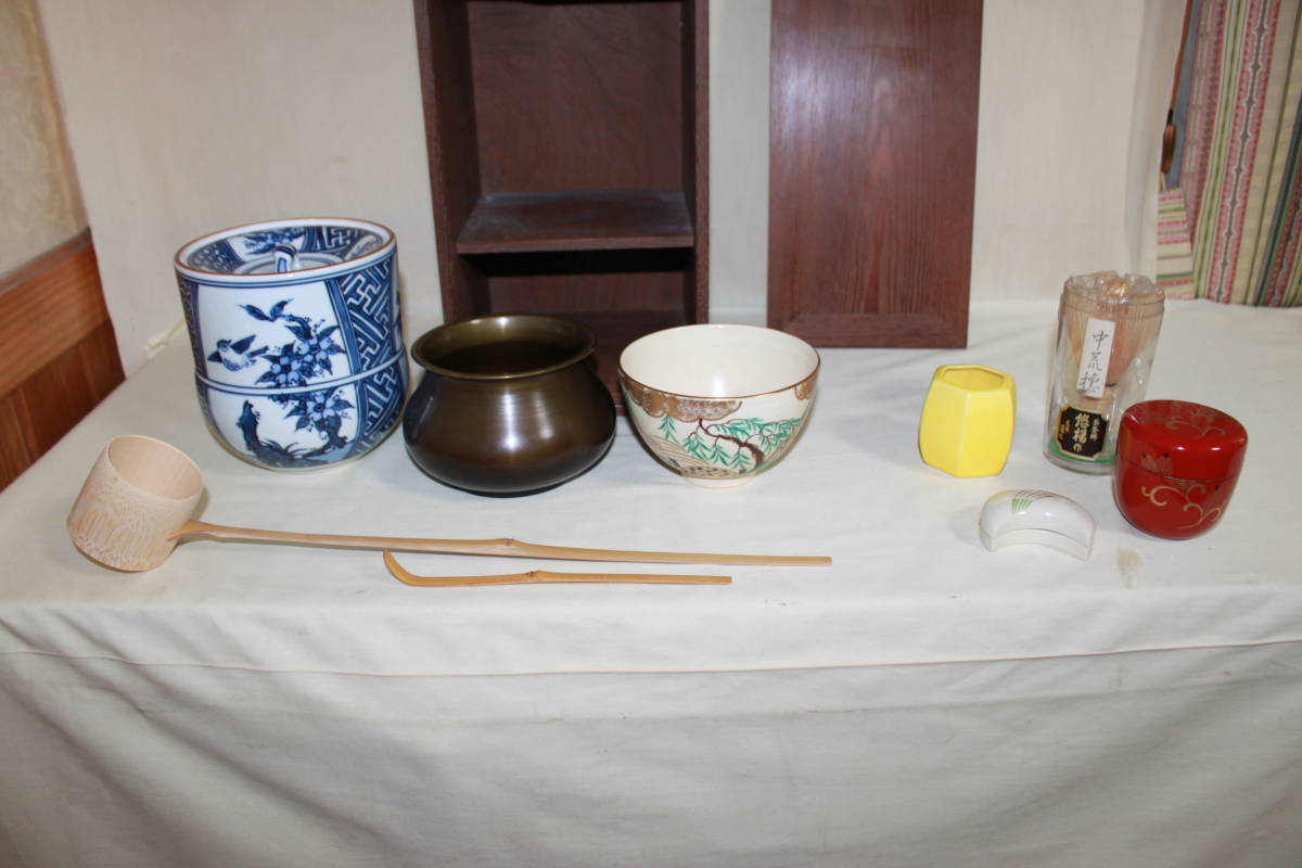 旅箪笥 茶道具 ☆茶道具旅箪笥10点揃 茶碗⁄水指⁄棗⁄建水⁄茶筅茶杓柄杓 