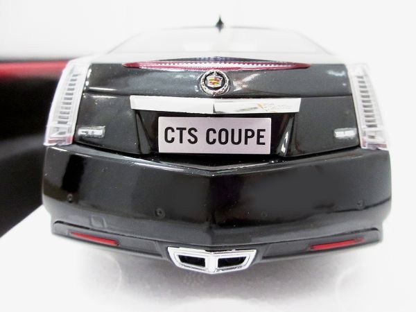 Cadillac キャデラック CTS クーペ ブラックメタリック 1/18 ダイ 