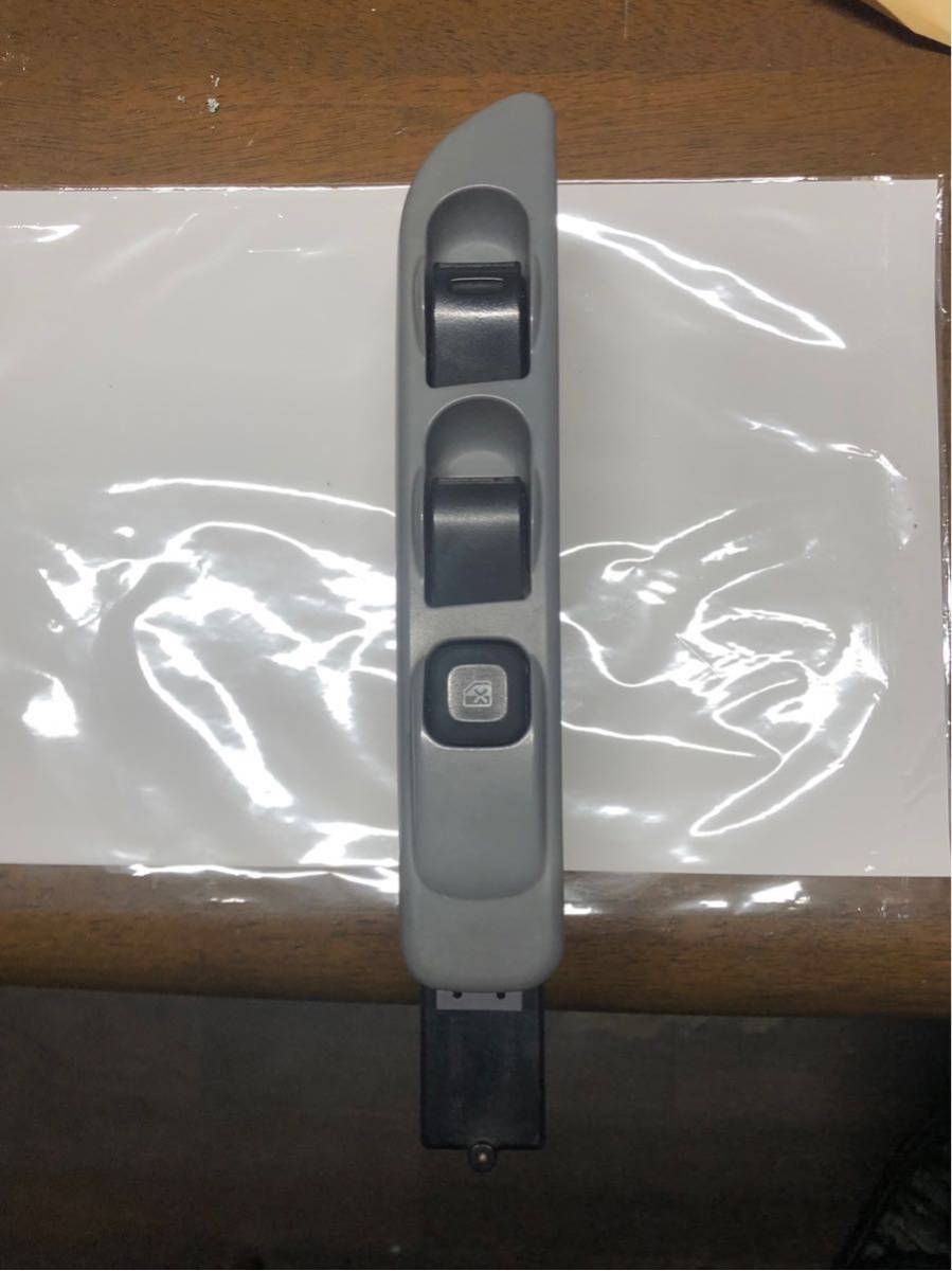 三菱ふそう キャンター 純正パワーウインドウスイッチ 右側 中古品 24V
