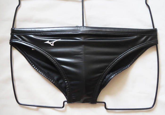 ミズノMIZUNO水球ウォーターポロVパンツ赤XL寸新品 即決！！Lサイズ